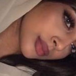 Meet your Posher, Samia